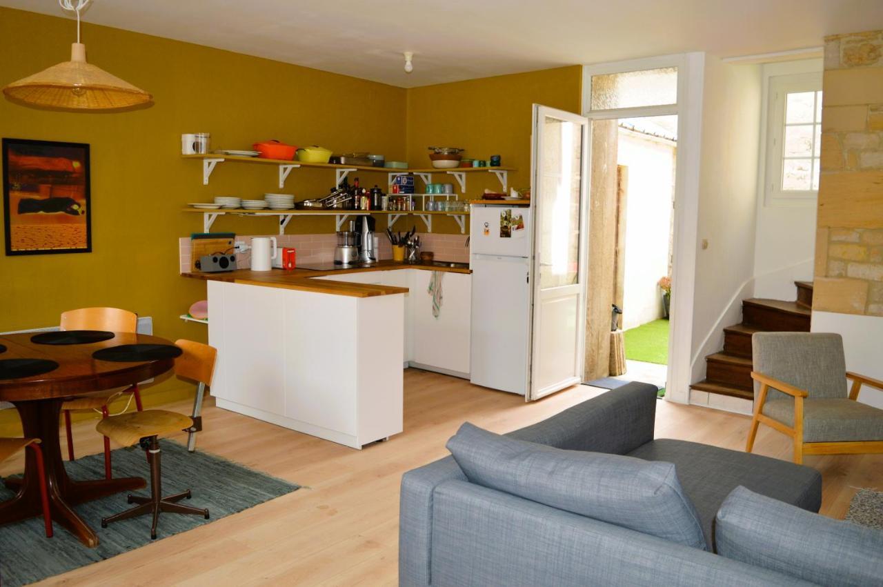 La Courette, Maison Avec Cour Proche Plage Graye-sur-Mer Exteriör bild
