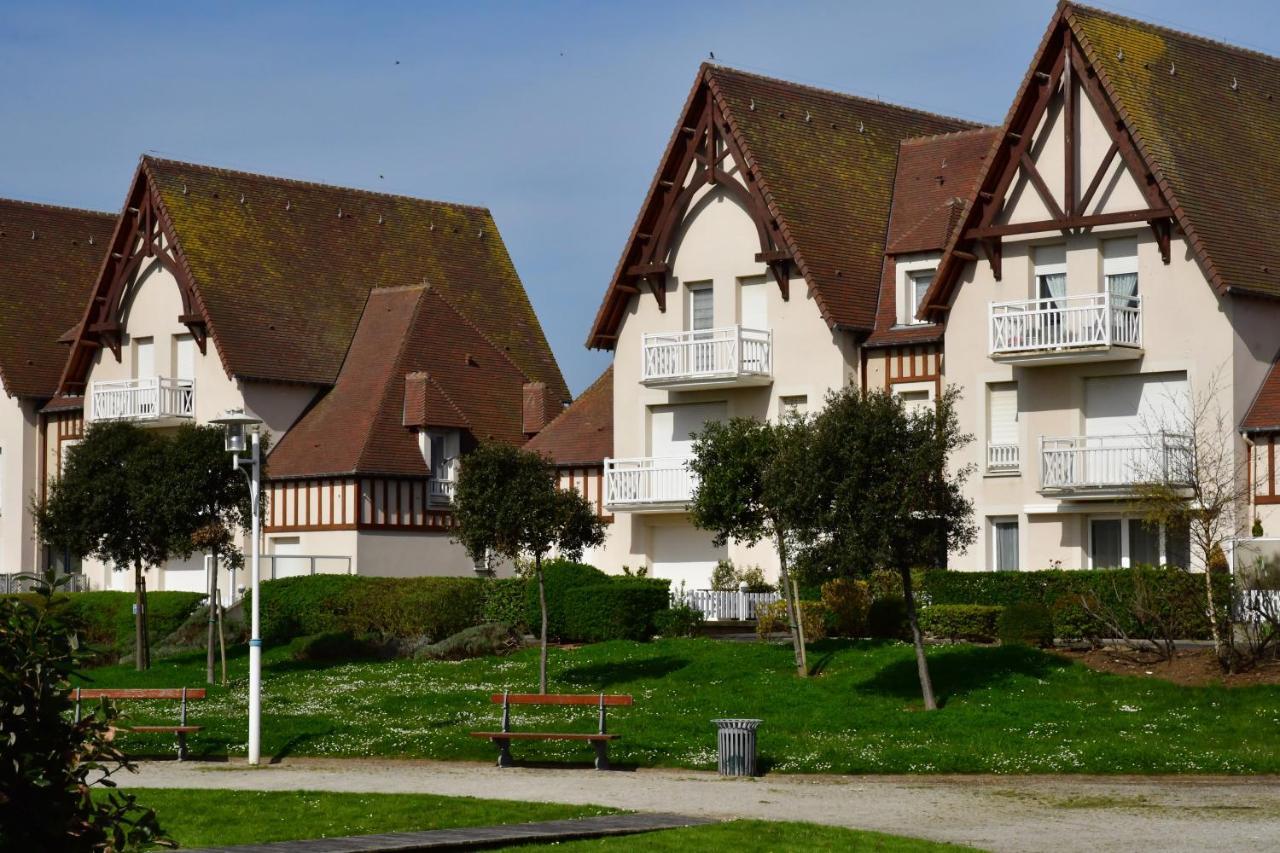 La Courette, Maison Avec Cour Proche Plage Graye-sur-Mer Exteriör bild